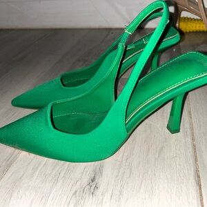 Elegant Green Slingback Heels